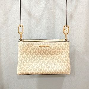 Cross body bag